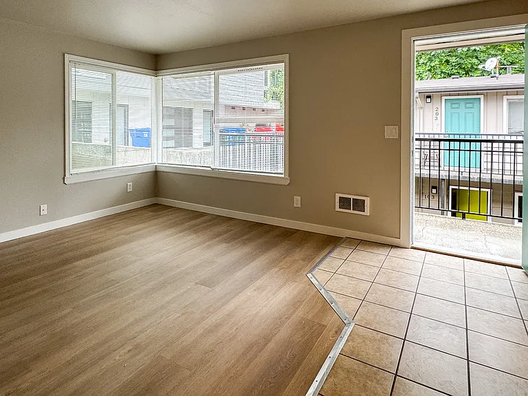 2815 S Alaska St #202 — Photo 4