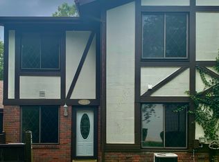 664 Blue Ridge Dr, Medford, NY 11763