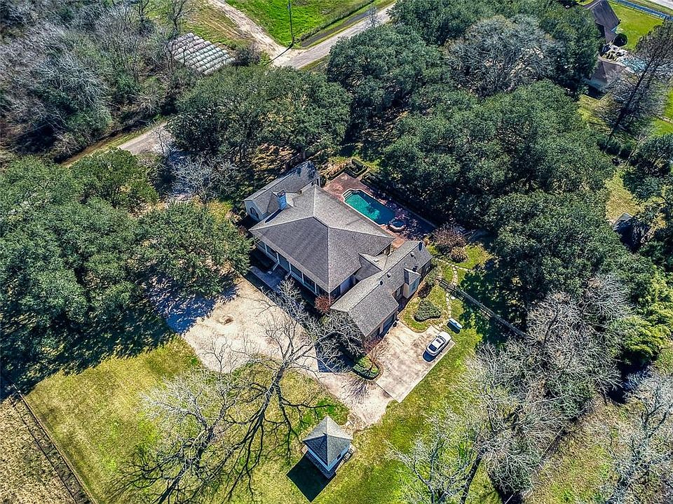 1st image of 212 County Road 494