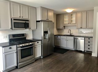 4244 N Gilbert Ave #4244, Western Springs, IL 60558