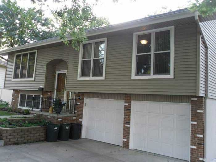 9028 Lakeview Drive