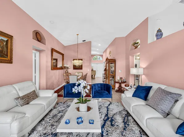5670 Swaying Palm Lane, Boynton Beach, FL 33437