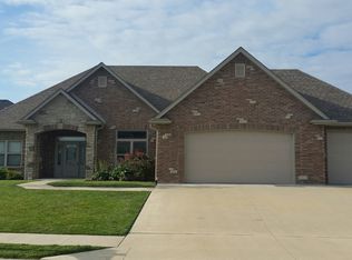 308 Eagle Lake Dr, Ashland, MO 65010