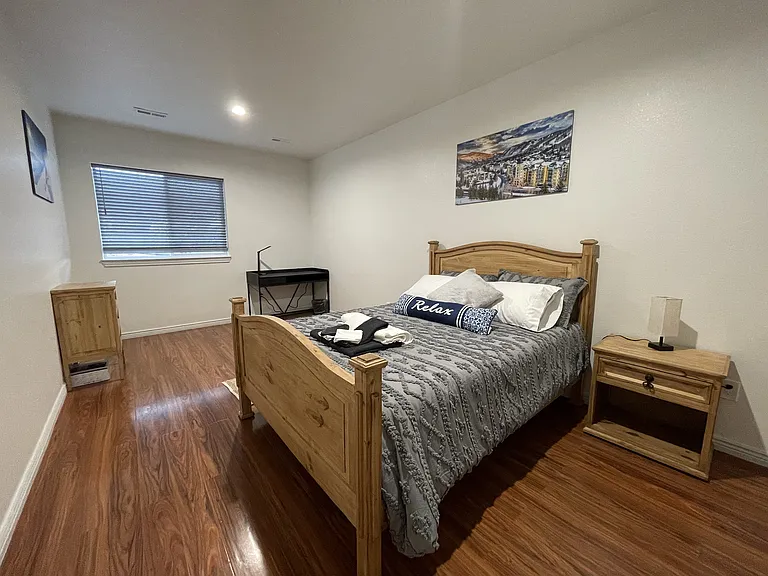 6631 Hooker St — Photo 8