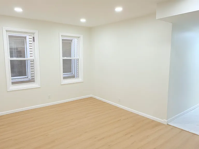 291 Avenue B #1 — Photo 2