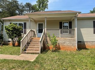 3197 Misty Ridge Dr, Winston Salem, NC 27107