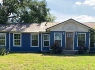 113 N 5th St, Glenwood, GA 30428
