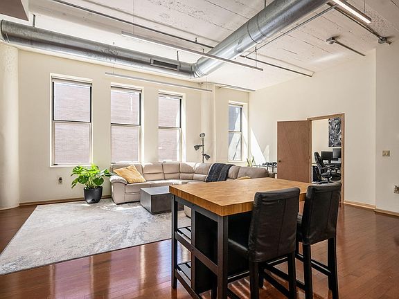 5th image of 110 N 3rd St Unit 407