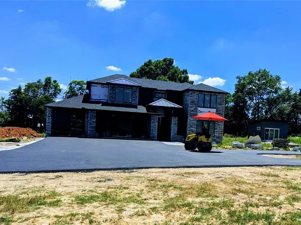 1011 NW Vaughn Rd, Bentonville, AR 72713