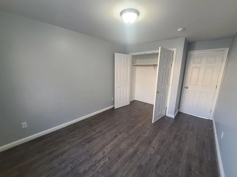 127 Railroad St #133 — Photo 9
