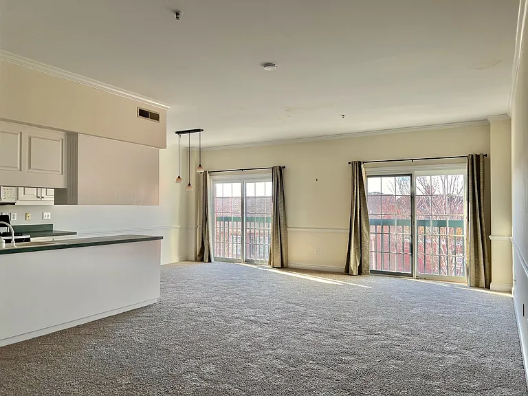 212 Middle St #303 — Photo 17