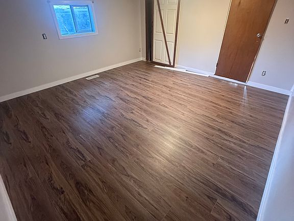 5th image of 306 E 9th Ave