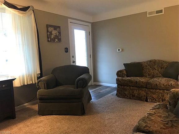5th image of 4694 Westwood Dr
