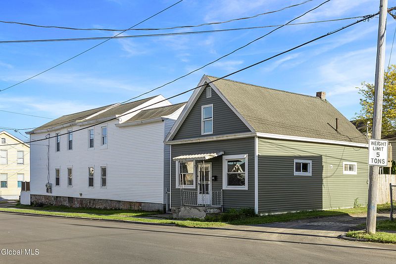 3rd image of 1427 4th Avenue