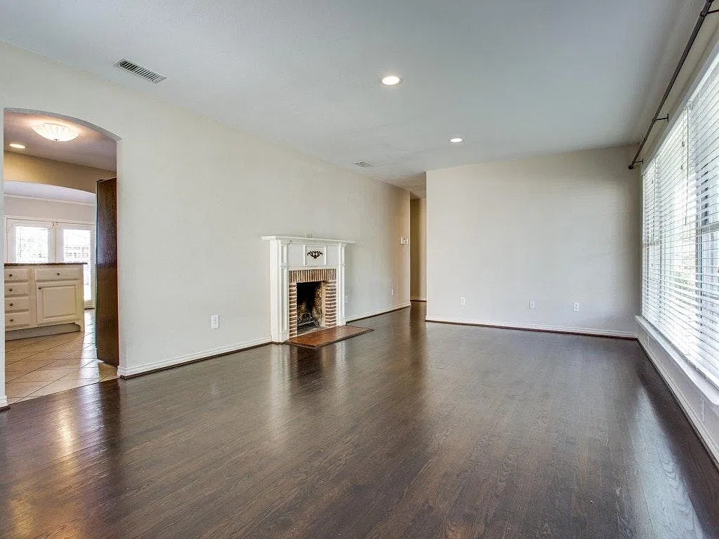 3 bed, 1620 sqft, $3,750 — Photo 4