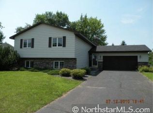 2348 Timberlea Dr, Woodbury, MN 55125