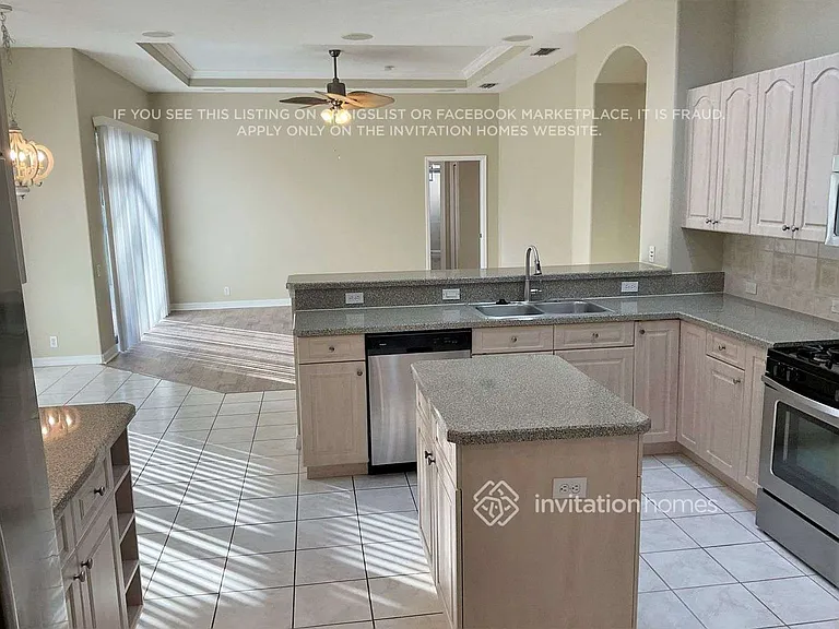 1102 Brambling Ct — Photo 5
