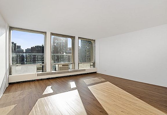 3rd image of 333 E 30th St APT 12E