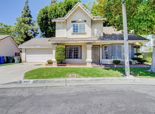 8630 Rancho Cerona Dr, Paramount, CA 90723