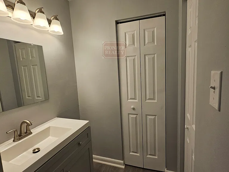 1827 Ivystone Dr — Photo 28