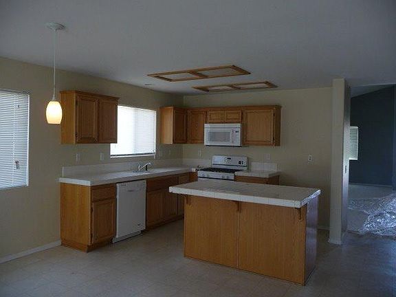 4th image of 13662 Brynwood St