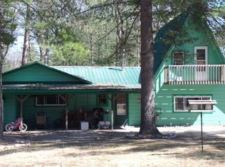 4449 Fisher Trl, Indian River, MI 49749