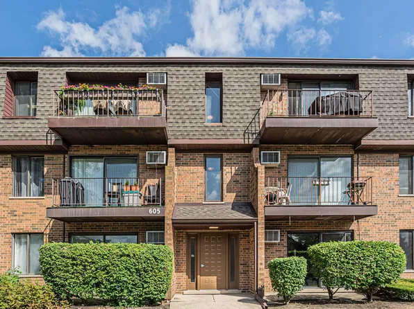 605 N Briar Hill Ln APT 2, Addison, IL 60101