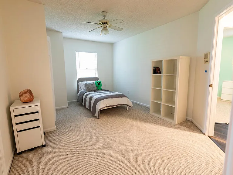 713 Chesswood Ct — Photo 8