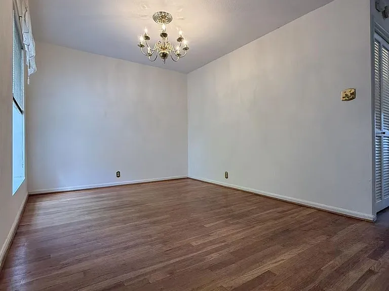 2829 Timmons Ln #176 — Photo 9