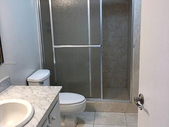 5th image of 1300 NE Miami Gardens Dr #A821
