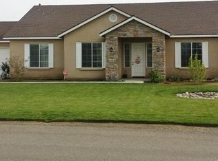 12137 Bermuda St, Visalia, CA 93291
