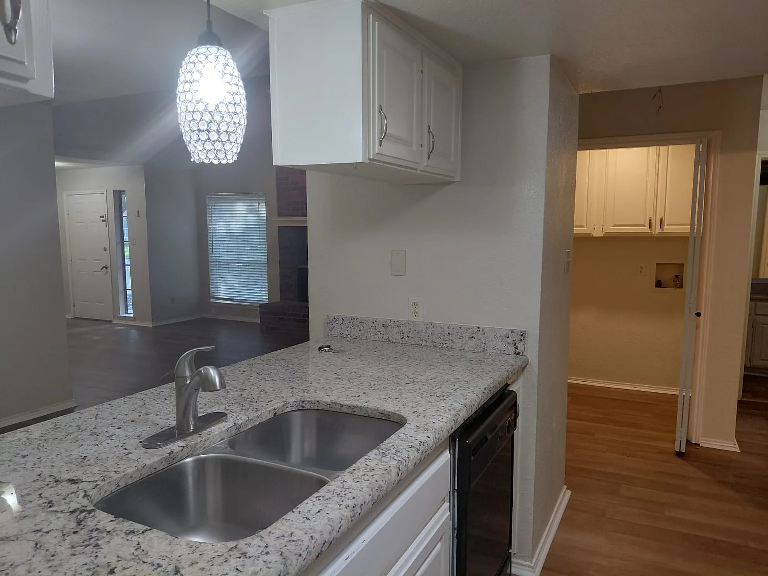 Lago Vista Dr, Benbrook — Photo 4