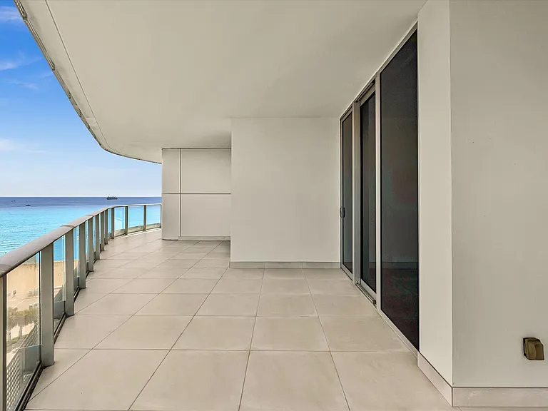 701 N Fort Lauderdale Beach Blvd #802 — Photo 31