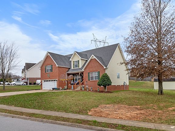 5th image of 653 Winding Bluff Way
