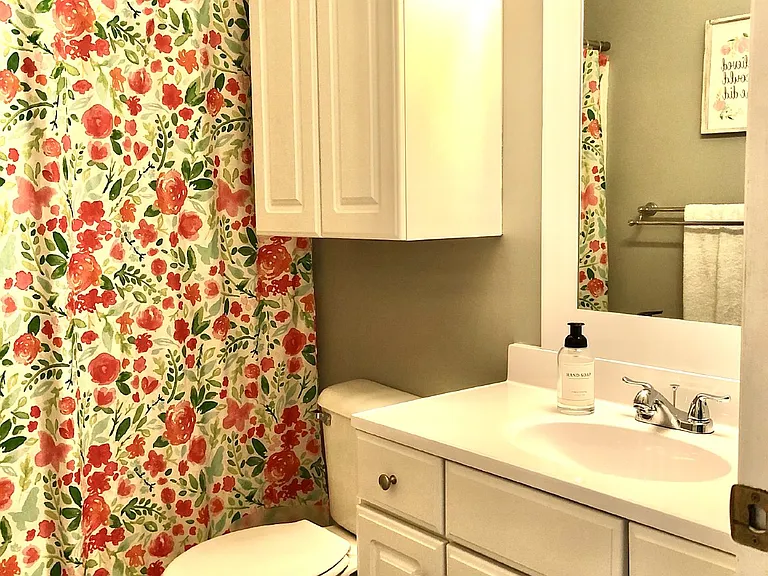 108 Edgehill Ln — Photo 19