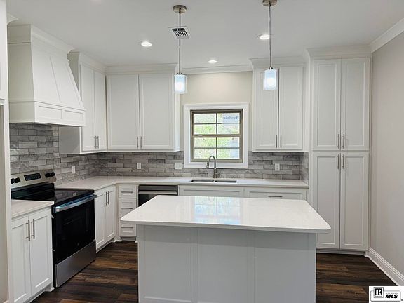 3rd image of 2103 Beech Ave