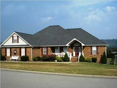 1st image of 72 Thorncrest Dr