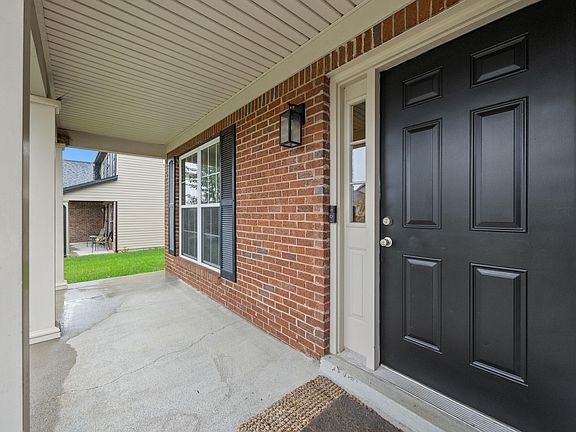 2nd image of 156 Kensington Pl