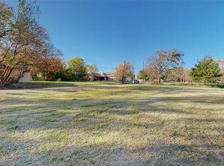 206 Houston St, Ennis, TX 75119