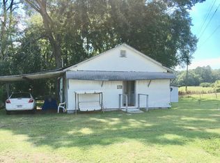338 S Washington St, Lyons, GA 30436