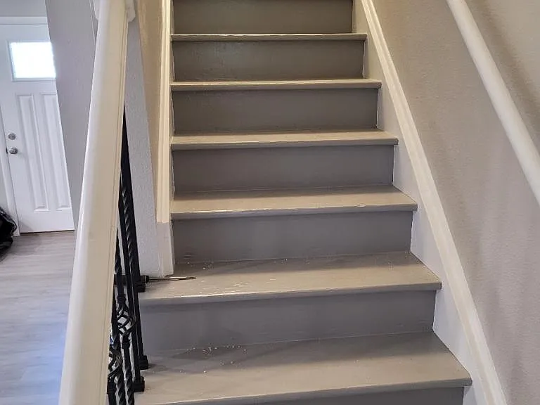 1525 S Holly St — Photo 3