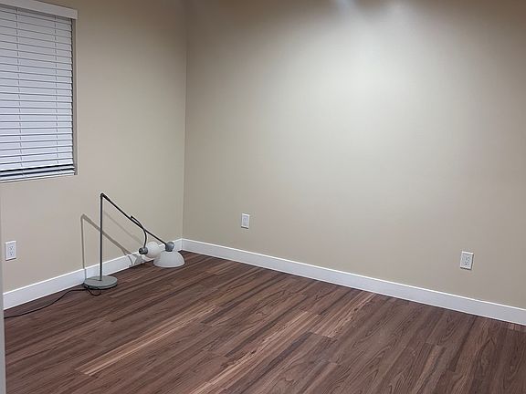 2nd image of 1542 N Isadora Way
