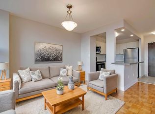 24 Forest Manor Rd, Toronto, ON M2J 1M3