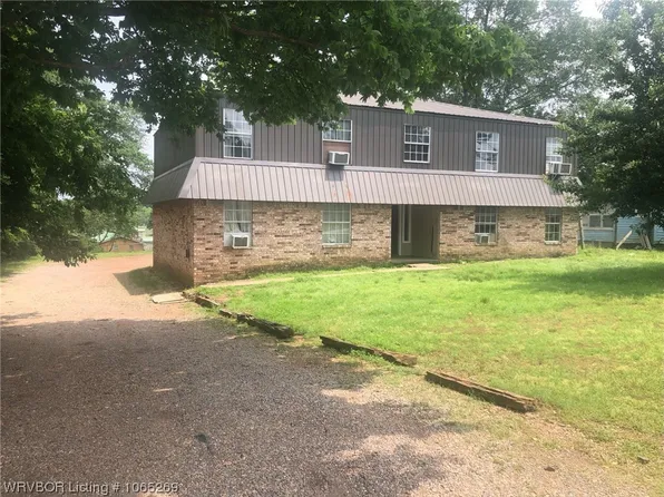 945 Elm St, Waldron, AR 72958