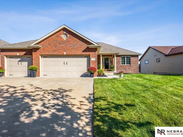 9040 S 30th St, Lincoln, NE 68516