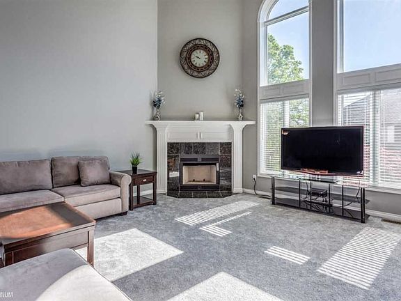 4th image of 51448 Royal Links Ct
