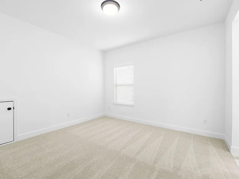 310 Barton Crk — Photo 37