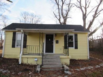 111 Spring Grove Ave, Salem, IN, 47167