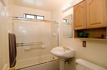 3rd image of 2742 Cypress St