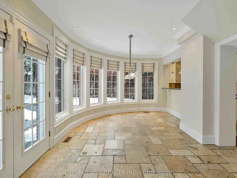 80 Douglas Dr — Photo 8